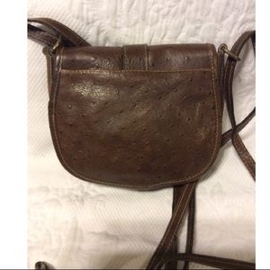 Ann Taylor Bags - Ann Taylor Leather Crossbody Bag Ann Taylor Bags - Ann Taylor Leather Crossbody Bag